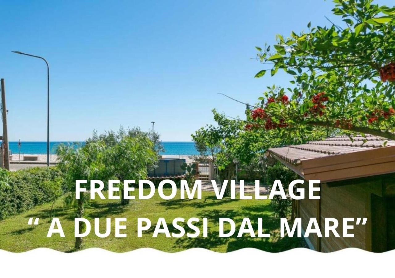 Freedom Village Soverato Marina Exteriér fotografie